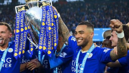 Danny Simpson: Hakem şampiyon olmamızı istediğini söyledi